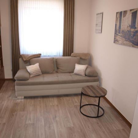 Muttis Apartment بوروسيا مونشنغلادباخ المظهر الخارجي الصورة