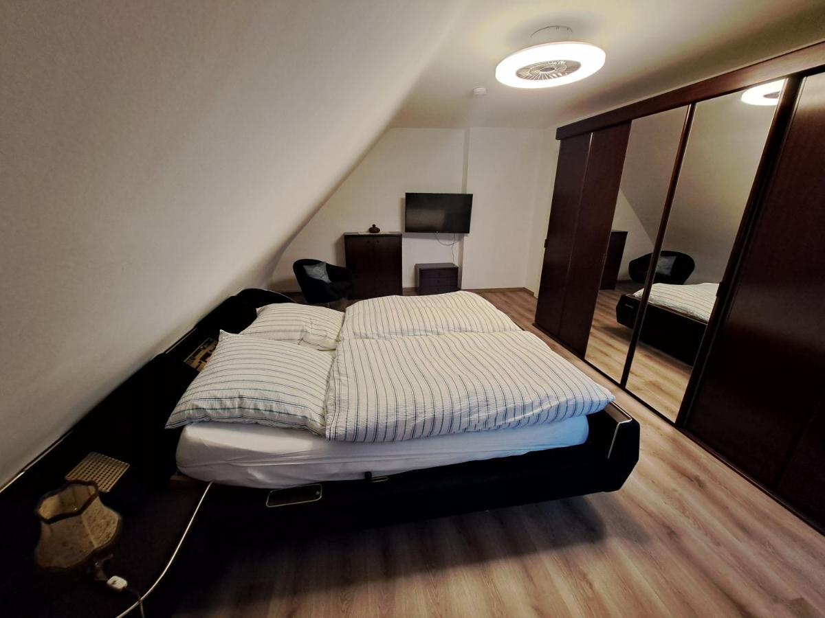 Muttis Apartment بوروسيا مونشنغلادباخ المظهر الخارجي الصورة