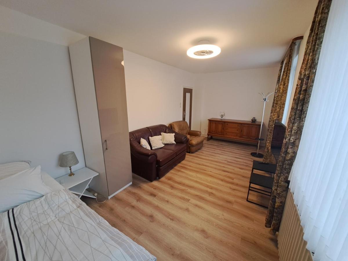 Muttis Apartment بوروسيا مونشنغلادباخ المظهر الخارجي الصورة