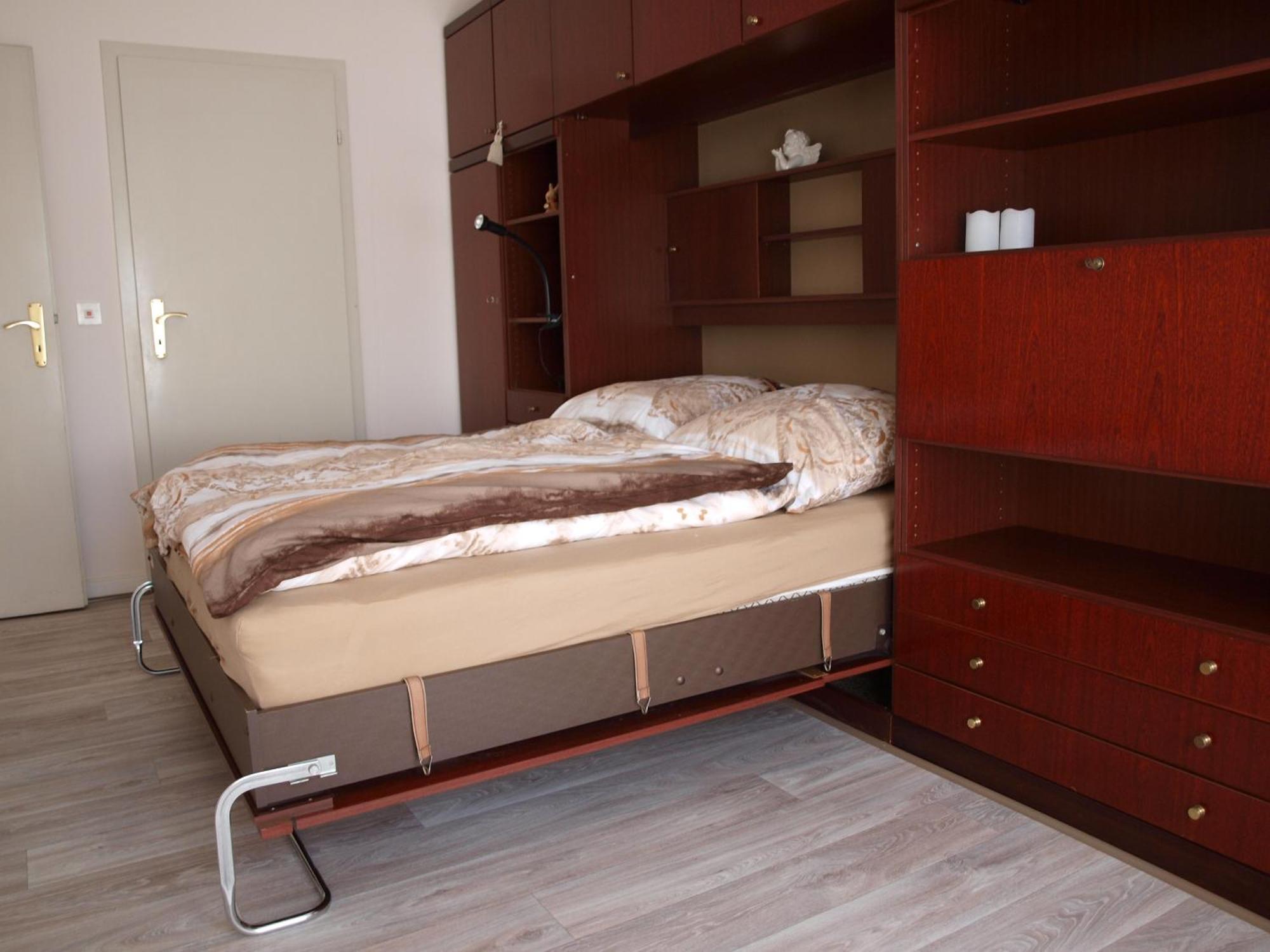 Muttis Apartment بوروسيا مونشنغلادباخ المظهر الخارجي الصورة